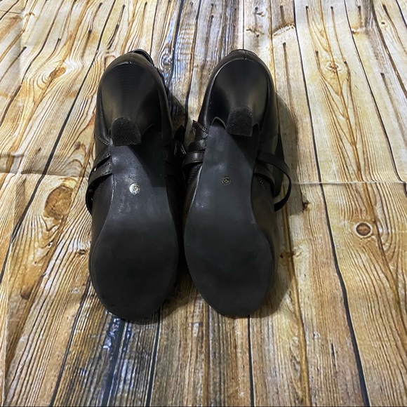 Decree Brown Faux Leather Strappy Ankle Booties - Picture 4 of 4